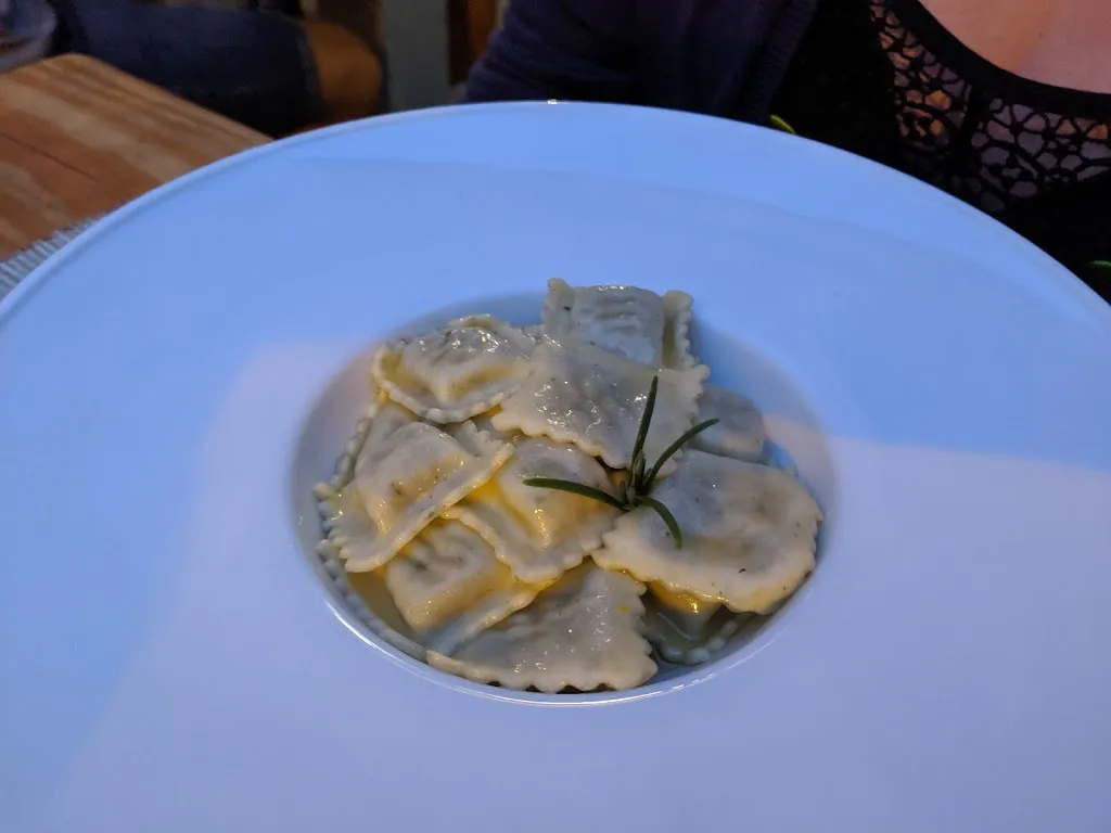 Enotrattoria Dalla Etta_Borgomaro_slider_image_3