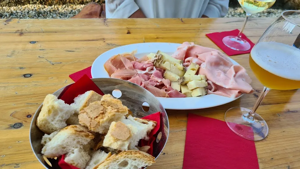 B. D._La CiSchiocca_Borgo Fornari-Pieve_review