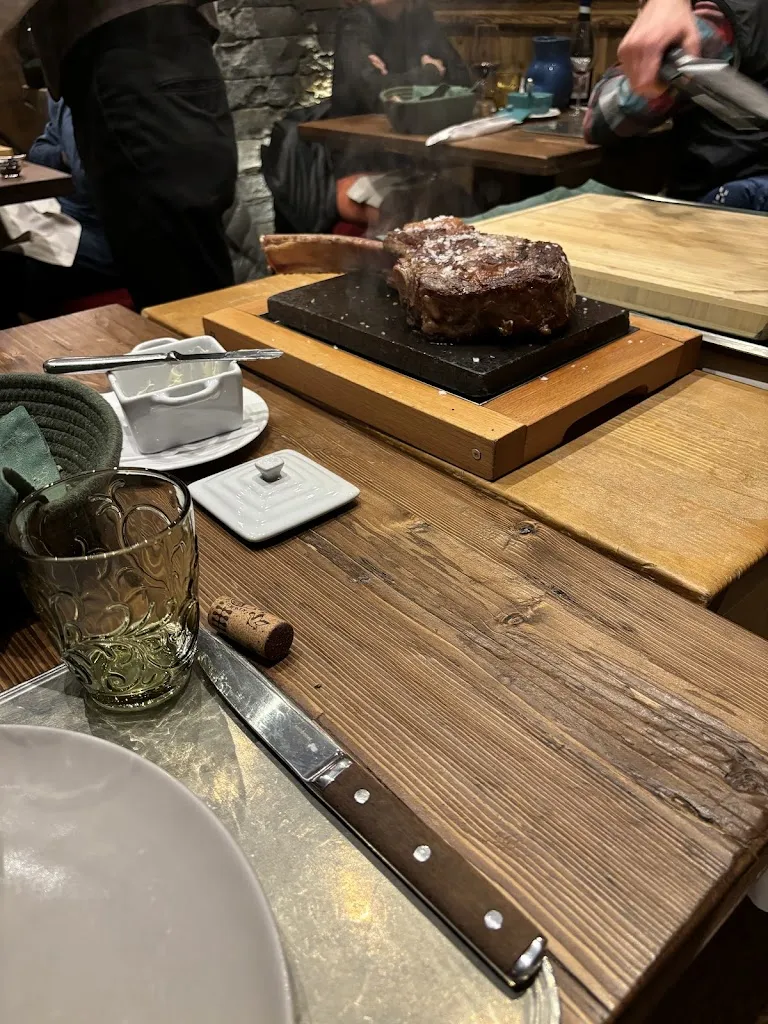 Miran Vila_Brasserie La Sapinière_Courmayeur_review