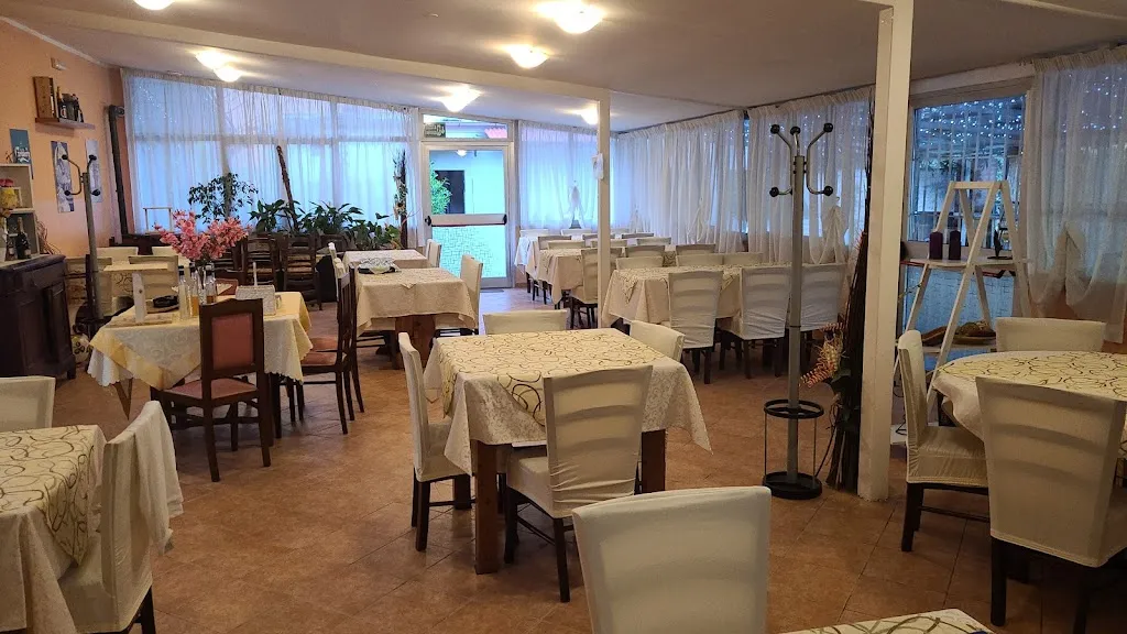 Ristorante Pizzeria Dalla Padella alla Brace_Borgo Fornari-Pieve_slider_image_1