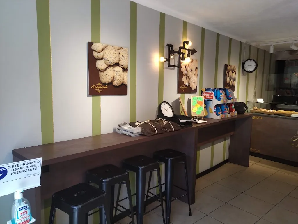 Panificio Pasticceria Reggiardo_Borgo Fornari-Pieve_slider_image_3