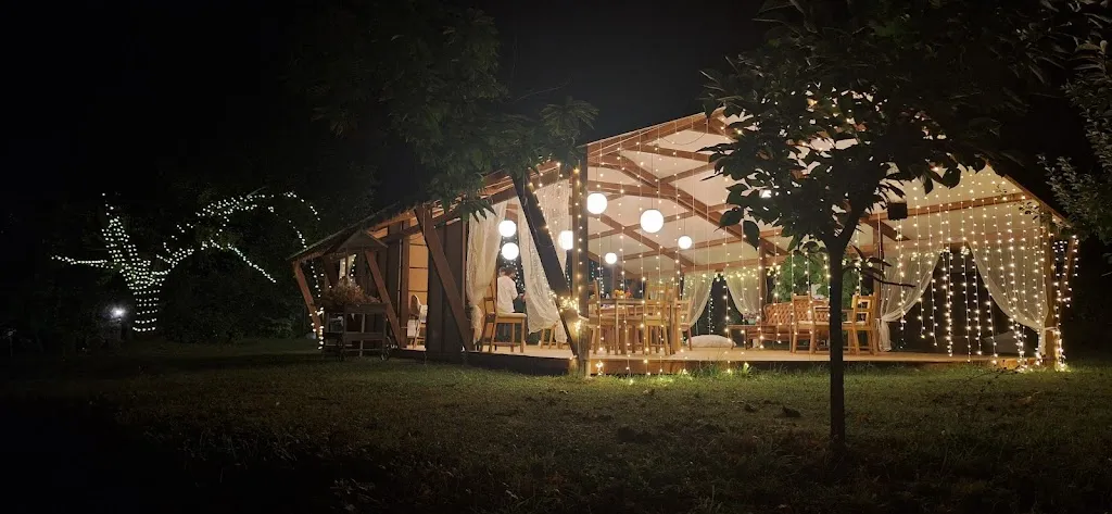 Nicola Maghelli_Agriturismo Intatto_Calice al Cornoviglio_review