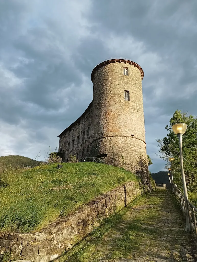 Intatto al Castello_Calice al Cornoviglio_slider_image_3