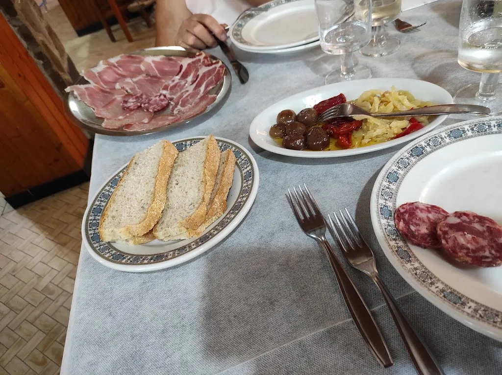 Menu_Albergo Al Cornoviglio Di Albergotti Daniela_Calice al Cornoviglio_image_6