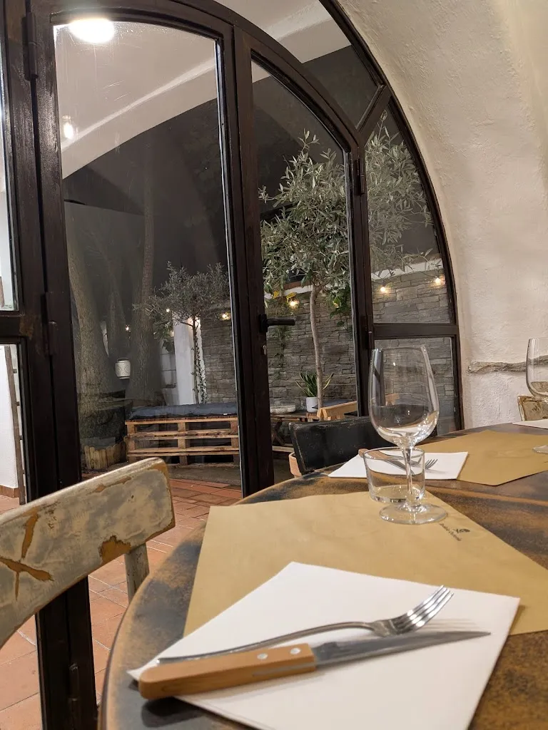 Rookie Osteria restaurant in Calice Ligure