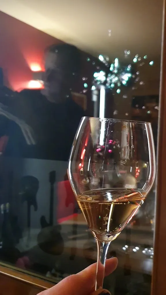 L'Armadillo Vino Vivo_Courmayeur_slider_image_2