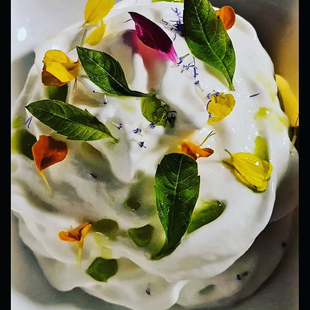 L'Armadillo Vino Vivo_Courmayeur_slider_image_3