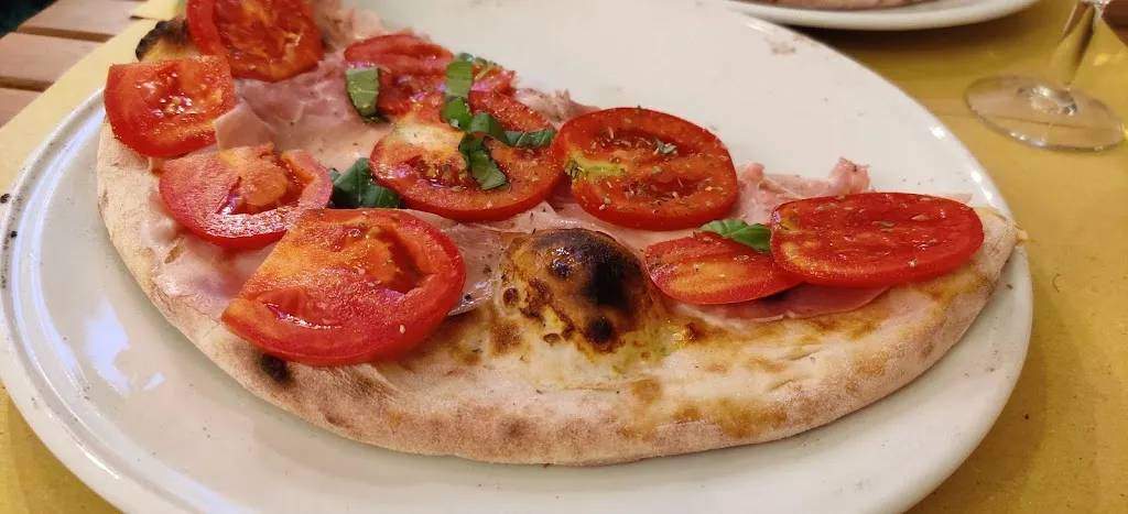 Lukas M._Barabba_Calice Ligure_review