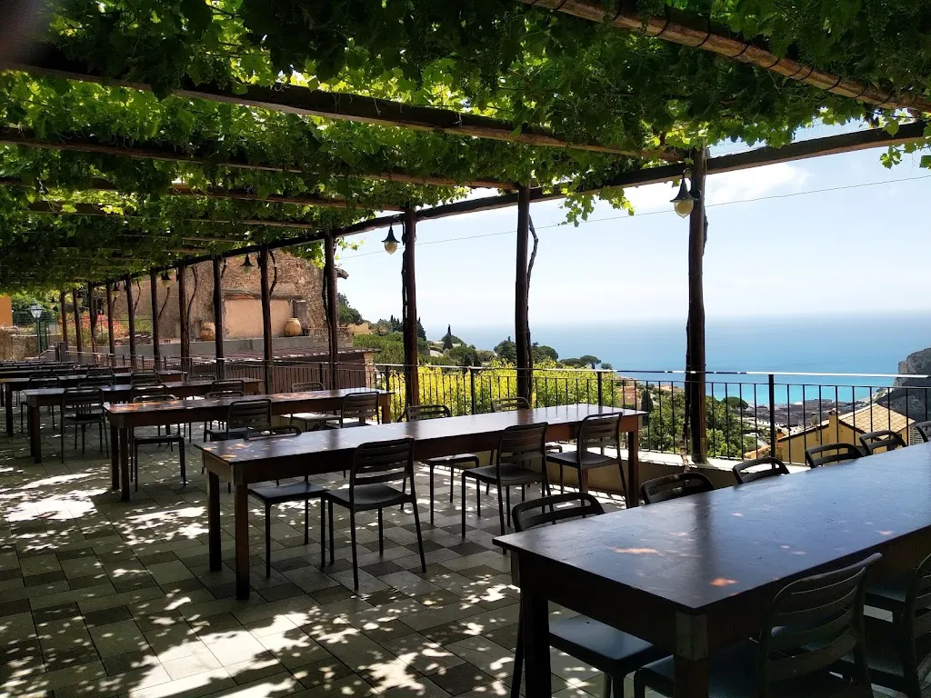Trattoria Cucco restaurant in Calice Ligure