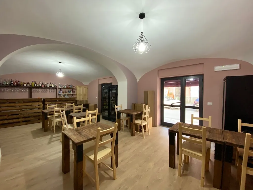 Da Mari trattoria bistrot restaurant in Calizzano