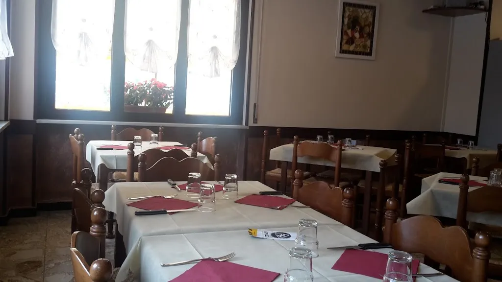 Hotel Ristorante Lux Di Vacca Mauro restaurant in Calizzano