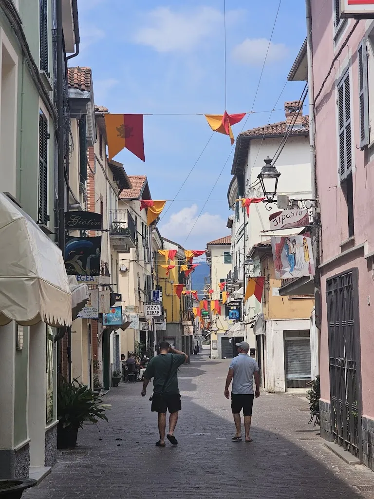 lauren weaver_Ristorante La Grotta_Cairo Montenotte_recensione