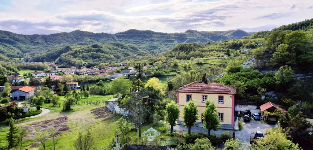 Villa Eugenia - Bed & Breakfast restaurant in Cairo Montenotte