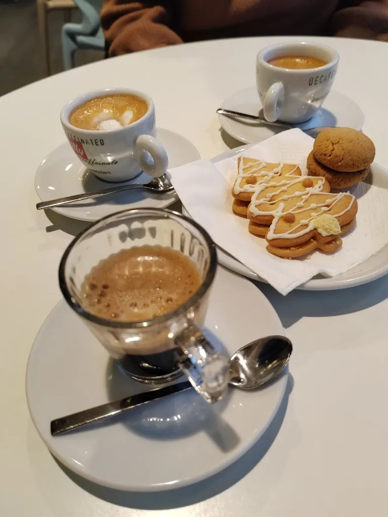 Montenotte - Bar & Gelateria_Cairo Montenotte_slider_image_2