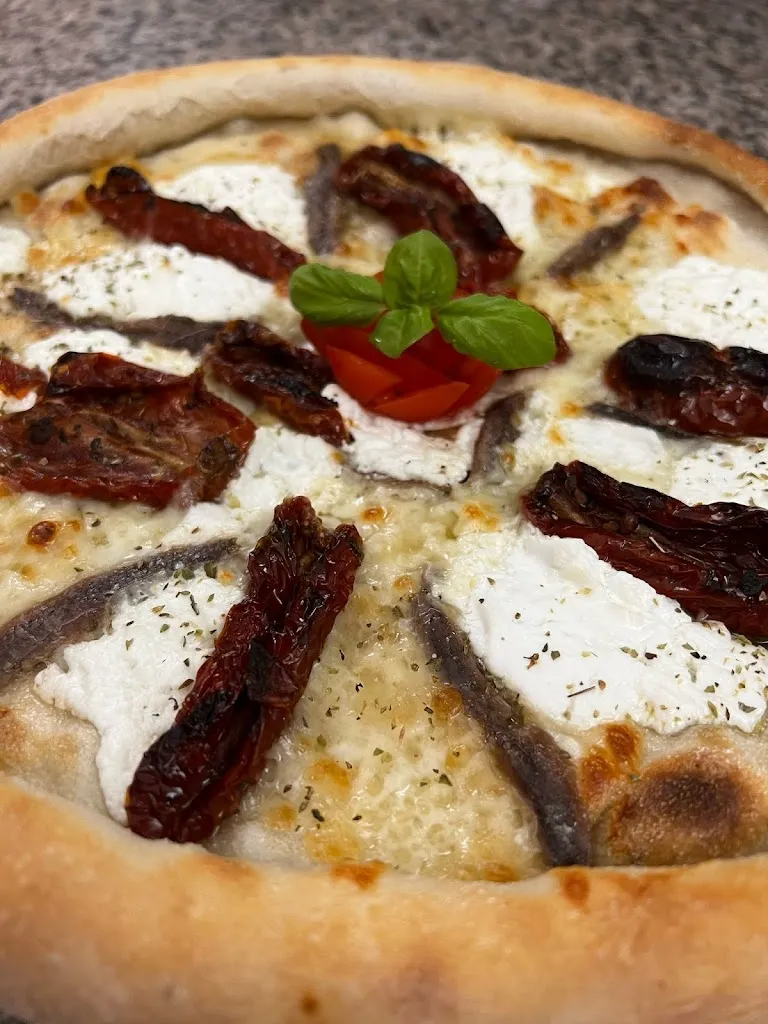 TASTE pizza&drink restaurant in Cairo Montenotte