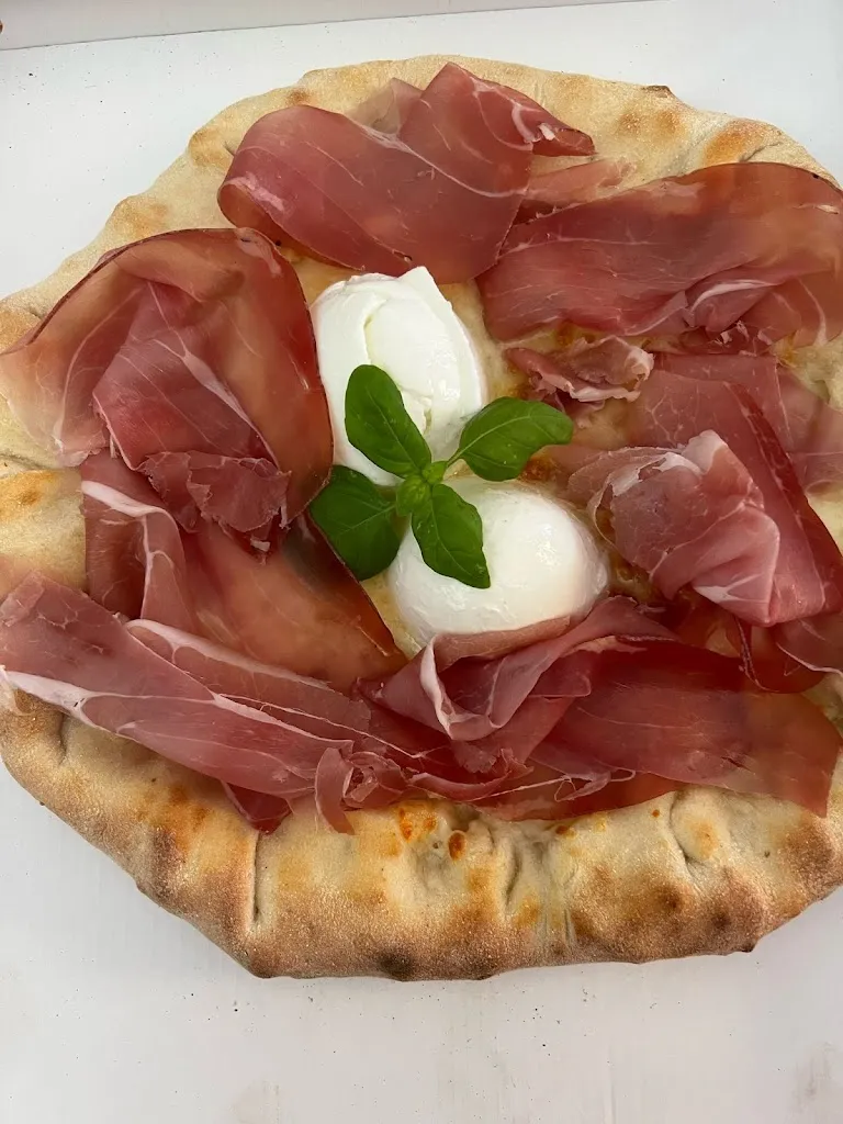 TASTE pizza&drink_Cairo Montenotte_slider_image_3