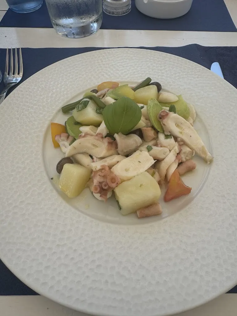 Dominik S_Bar Ristorante Bagni Paloma_Bordighera_review