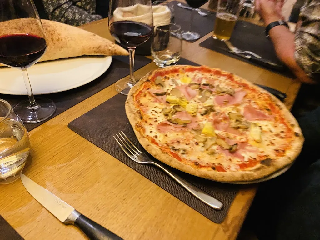 Bernard McVeigh_Fuoripista_Courmayeur_review