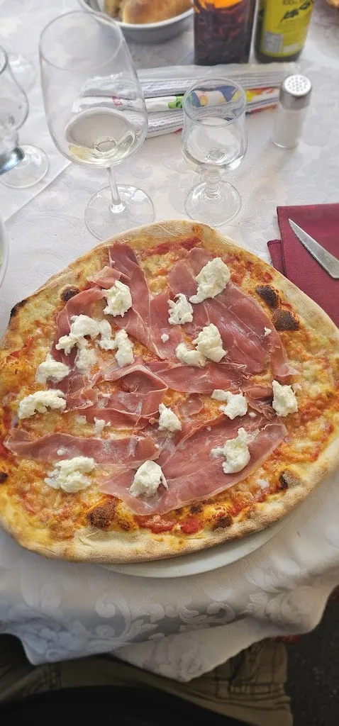 Ina_Ristorante Pizzeria Valdisogno_Bordighera_review
