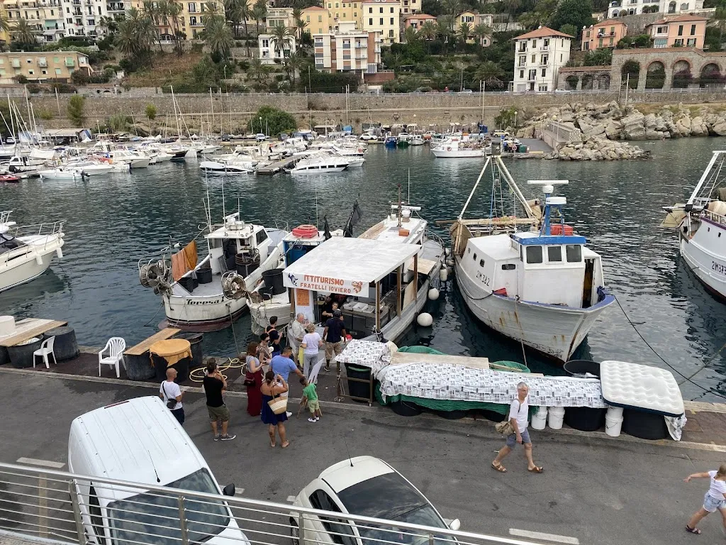 Riccardo Cosenza_Ittiturismo Fratelli Ioviero_Bordighera_review