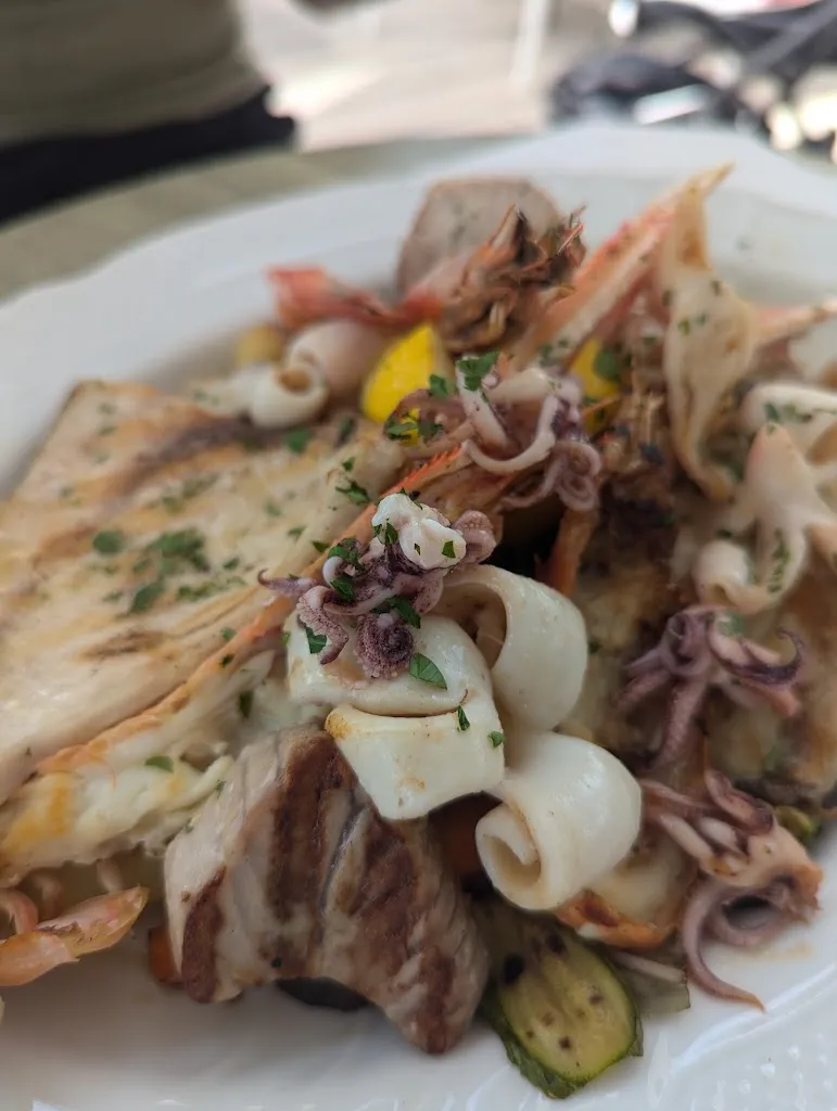 Oliver Hunt_Kukua Beach Bordighera_Bordighera_review