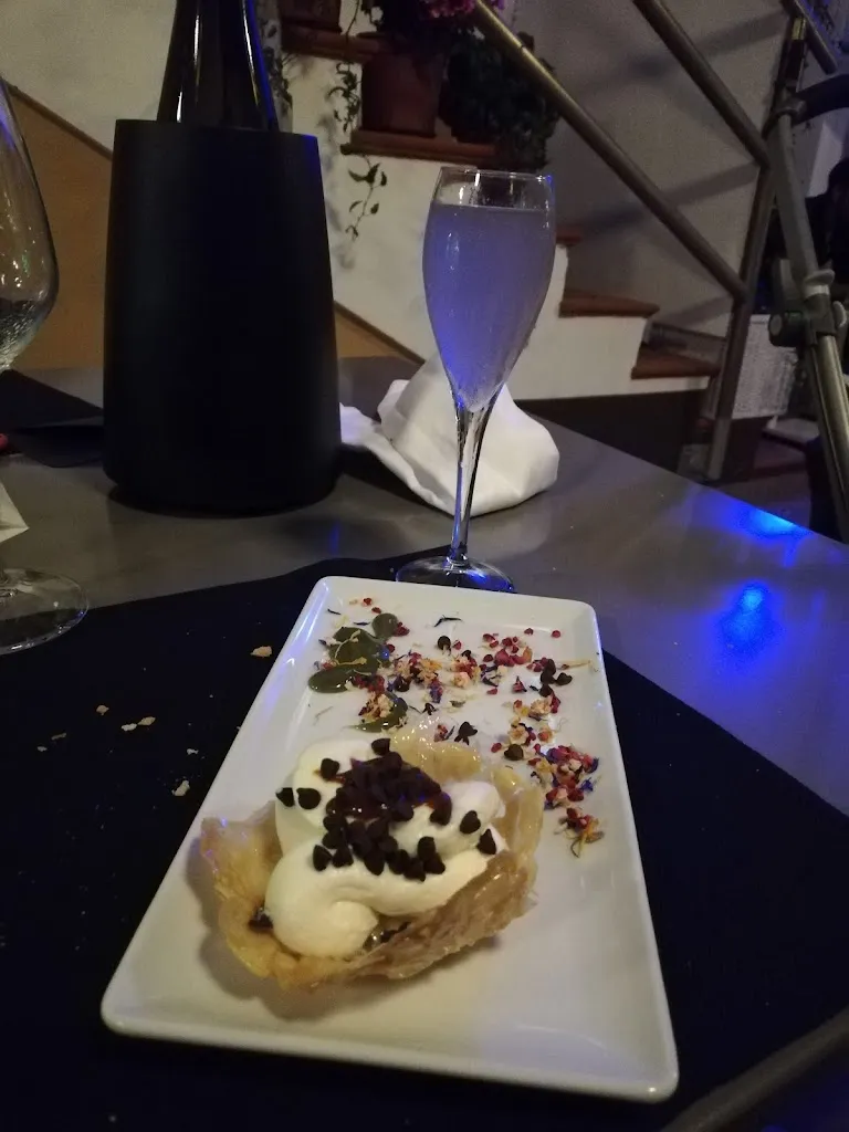 katia chiaravalloti_Kursaal Club Discoteca_Bordighera_review