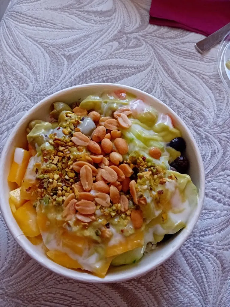 Fiorella Spagnoli_Poke'n'Joy Bordighera_Bordighera_review