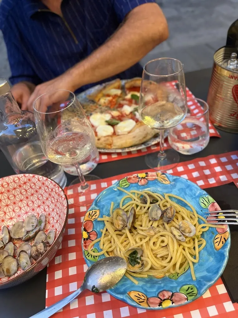 Suzy Fayoumi_Ristorante Pizzeria La Piazzetta Nuova gestione_Bordighera_review