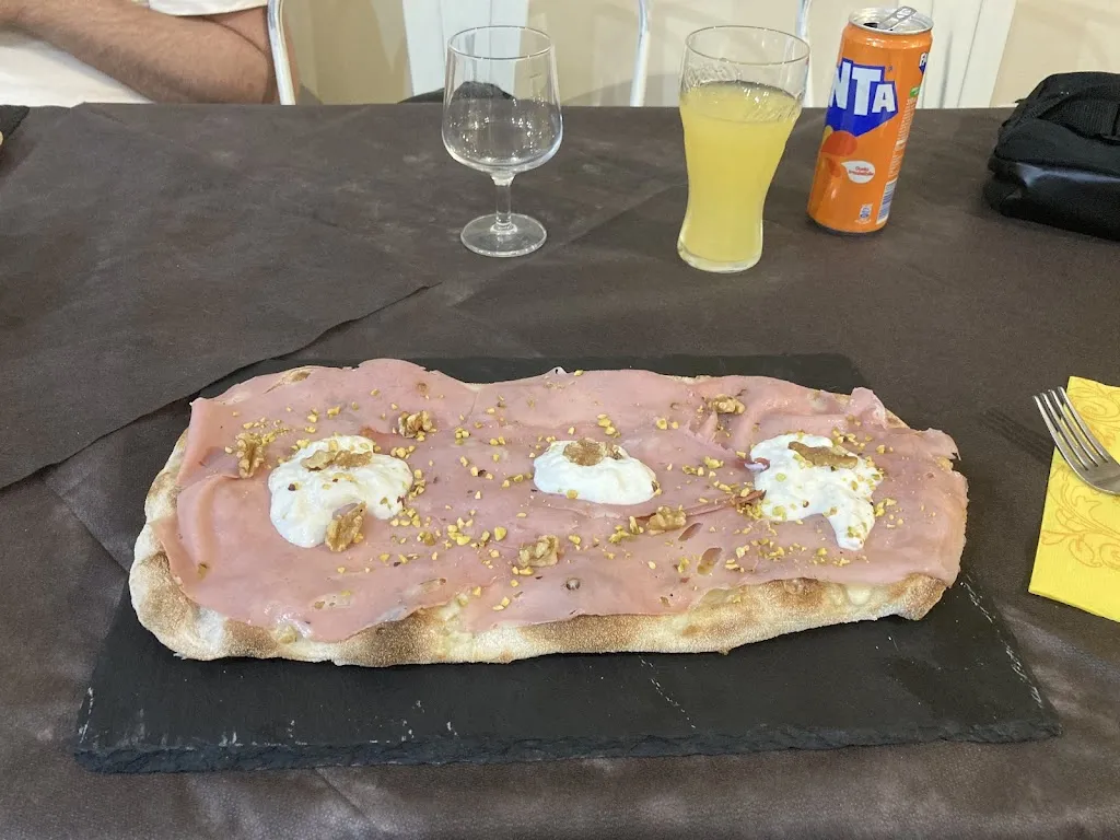 Bar Pinseria O' Bacciara Genova_Campomorone_slider_image_3