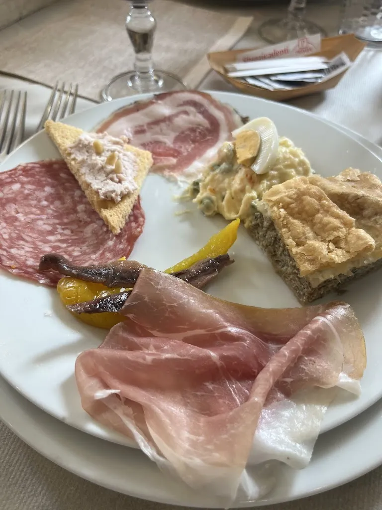 Locanda dei Cacciatori_Campomorone_slider_image_3