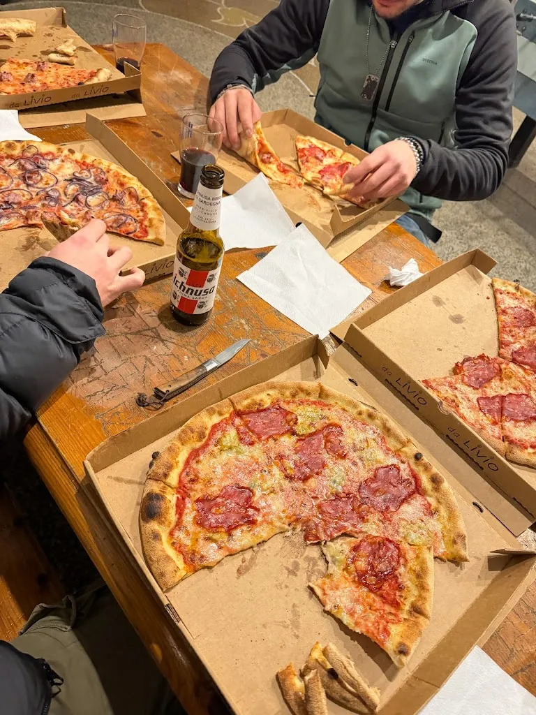 Aurora Faletti_Da Livio Pizzería d'asporto_Campomorone_review
