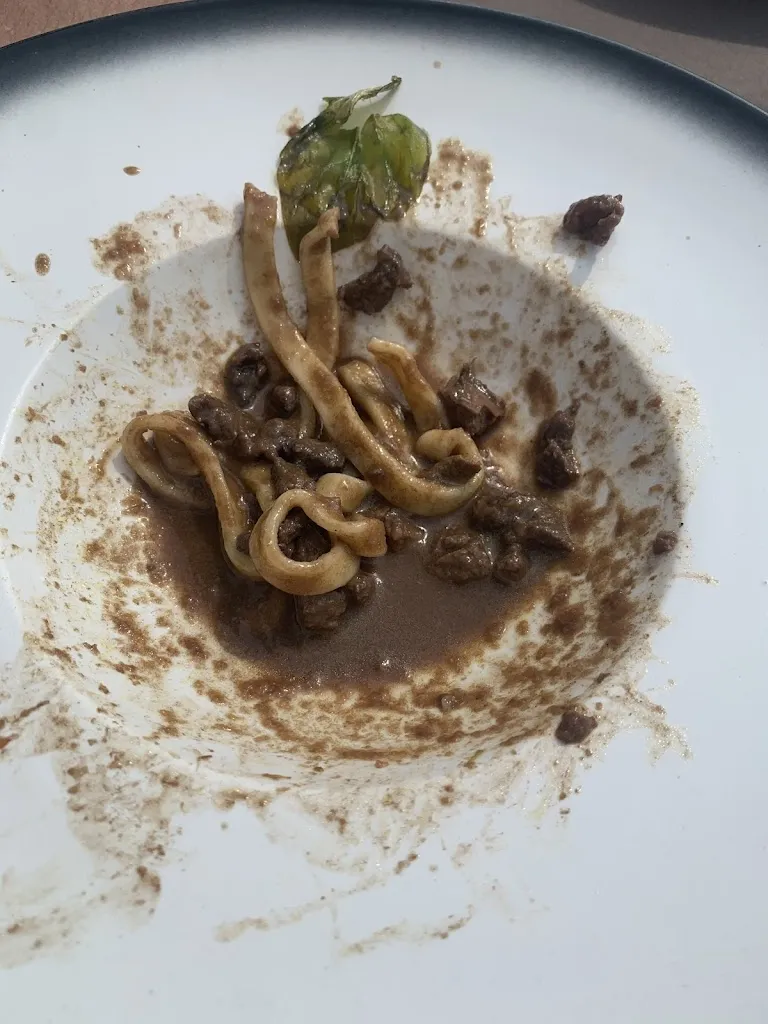 Natalia Aleksandrova_Osteria i fra i_Camporosso_review