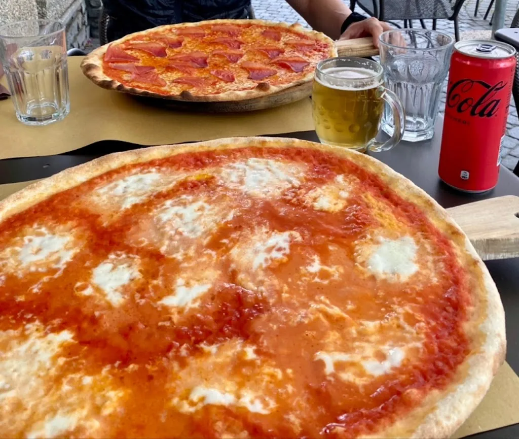 Evelien P_Pizzeria la Remisa_Courmayeur_review
