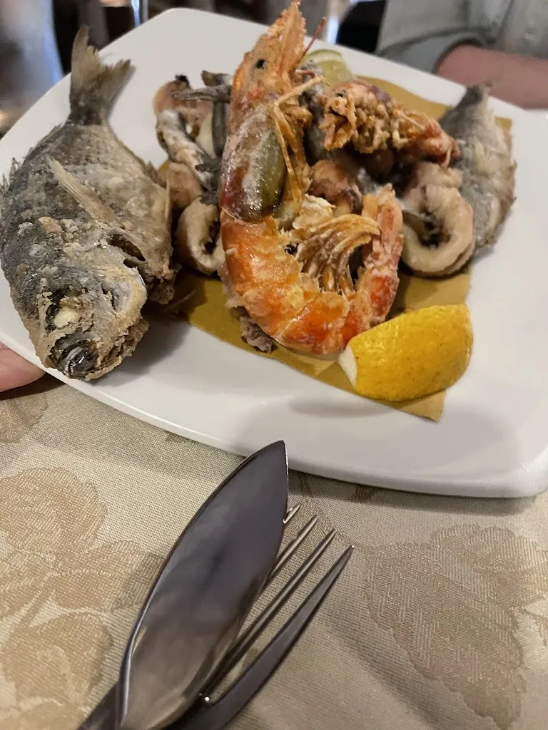 Amy Lewis_Al Molo 16_Camogli_review