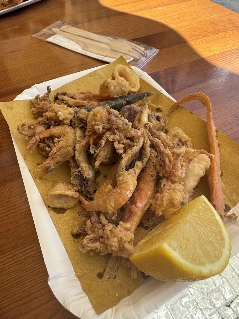 Khalid Alali_Semmu Friti_Camogli_review