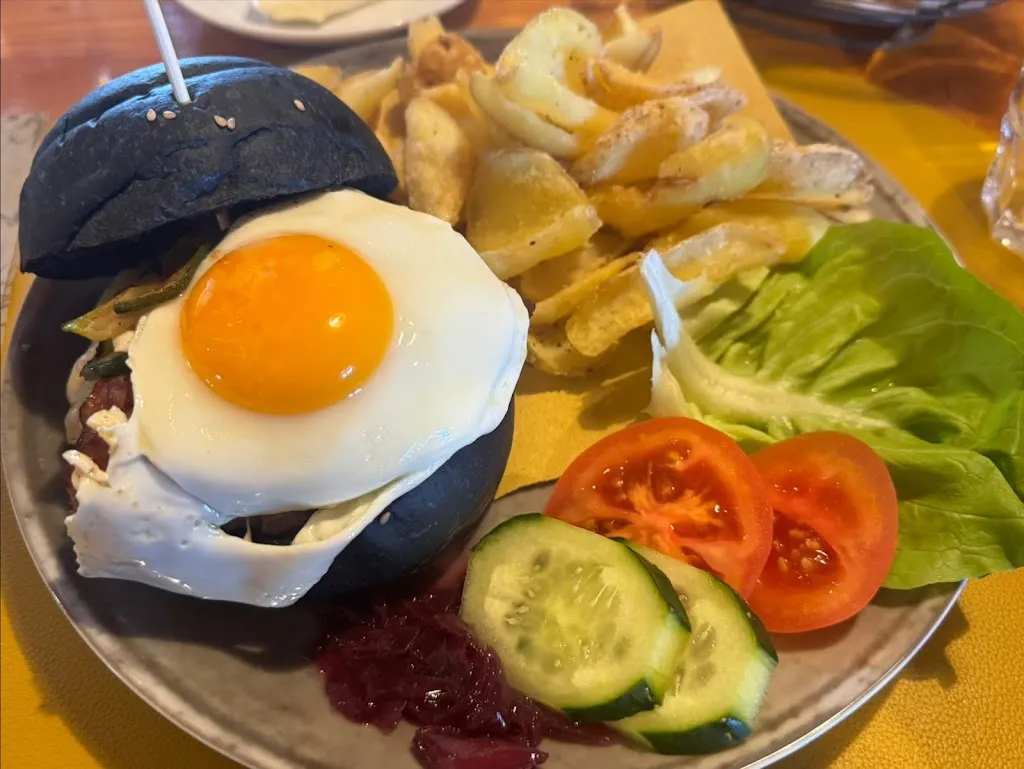 saber rad_Alpetta Courmayeur Plan Checrouit_Courmayeur_review