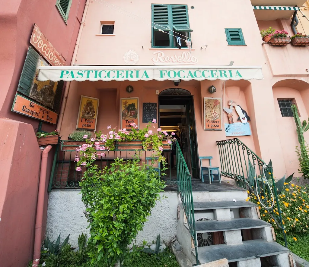 Focacceria Revello restaurant in Camogli