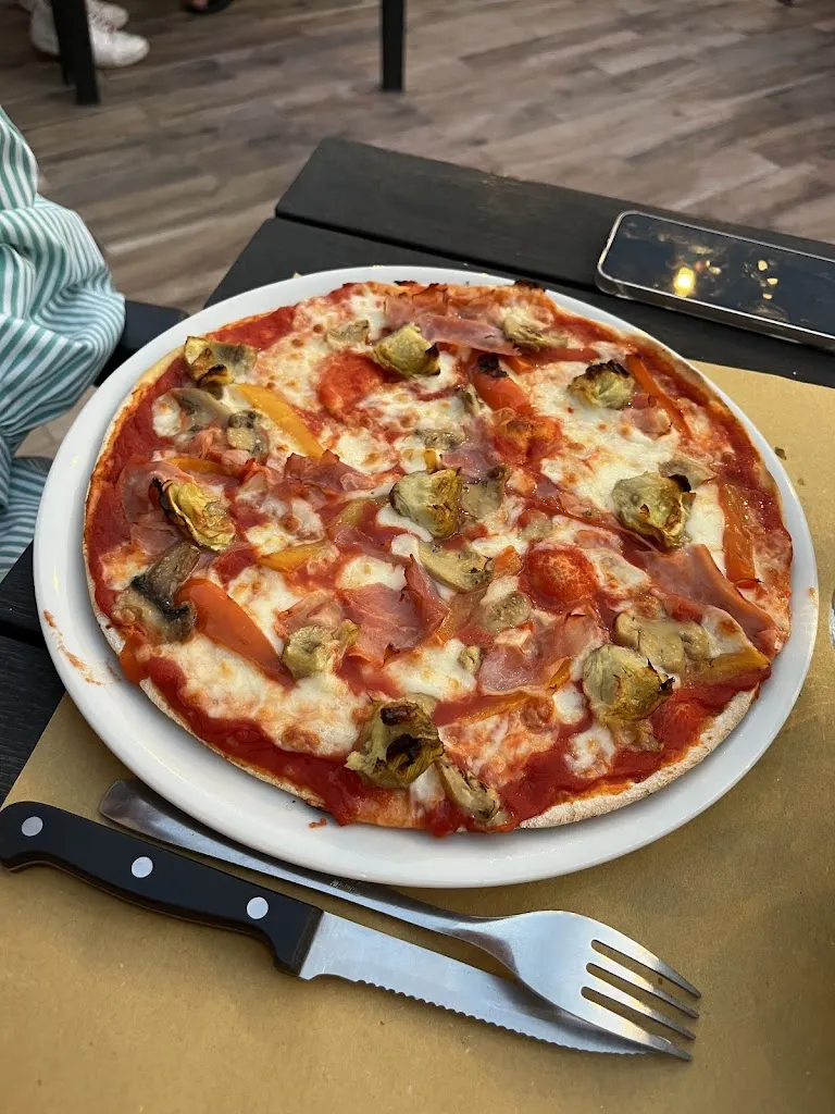 Ristorante Pizzeria Baccano_Campochiesa_slider_image_3