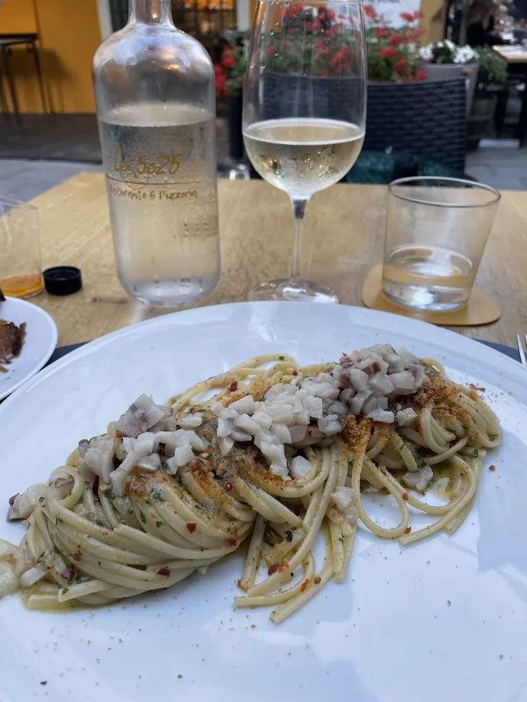 Surbhi Gupta_le 5e25 - Le cinque e 25 the tides of taste_Campochiesa_review