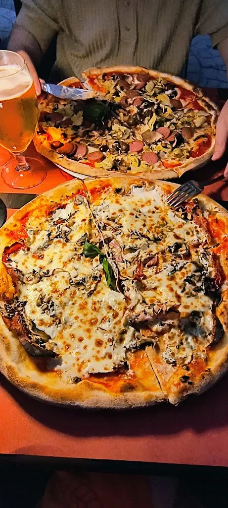 Elena Alexi_Ricaroka Hotel Ristorante Pizzeria_Campochiesa_review