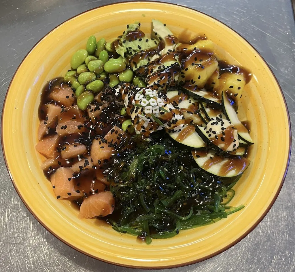 Mirador Poke, sushi e Cocktail Bar Albenga_Campochiesa_slider_image_3