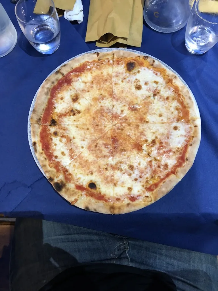 Philip B._Ristorante Pizzeria Sunday_Campochiesa_review