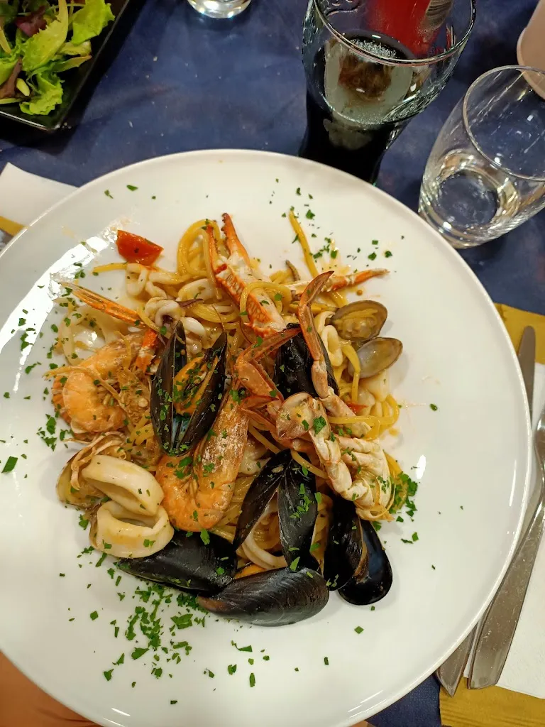 Ristorante Pizzeria Sunday_Campochiesa_slider_image_2