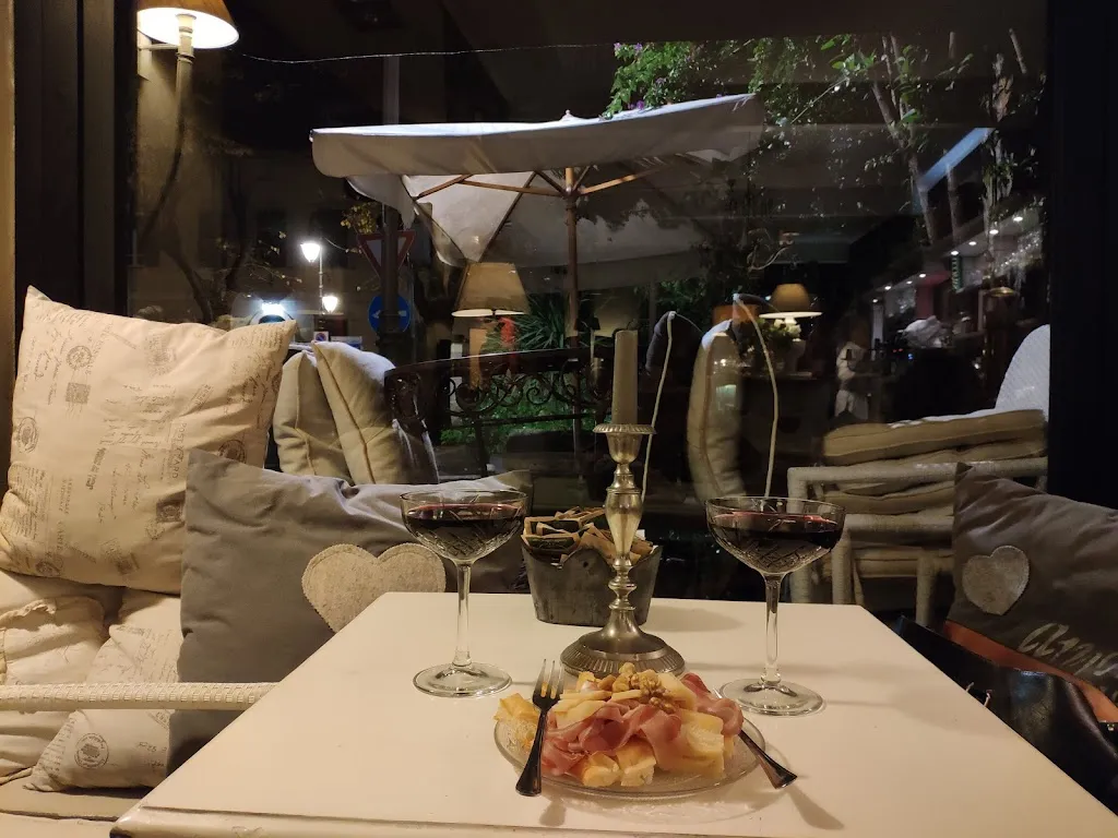 Peter's coffee house_Campochiesa_slider_image_2