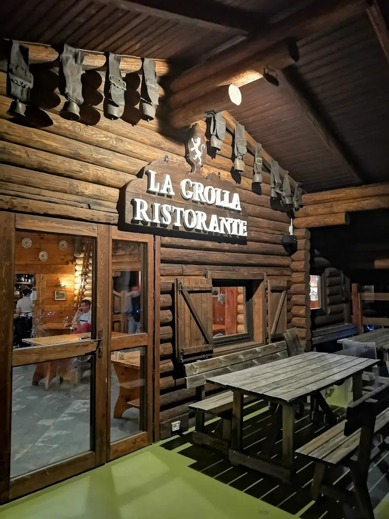 La Grolla Chalet & Restaurant restaurant in Courmayeur