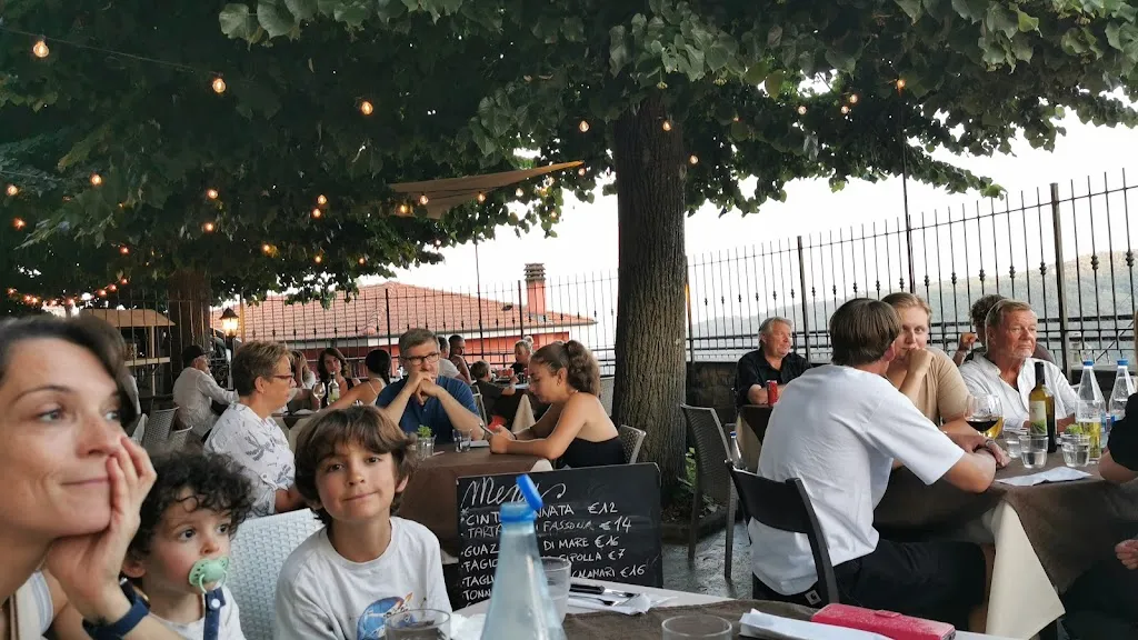 TOM HANAUER_Trattoria dell’asilo_Caravonica_review