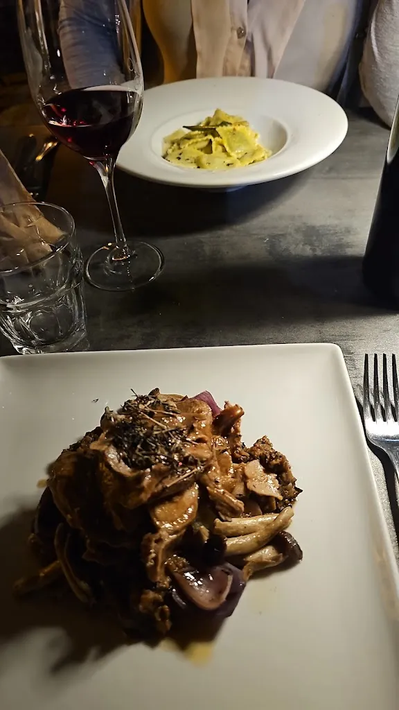 Harrie Munnik_Enoteca Grappolo_Caravonica_review