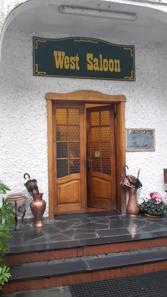 Ristorante West Saloon restaurant in Carasco