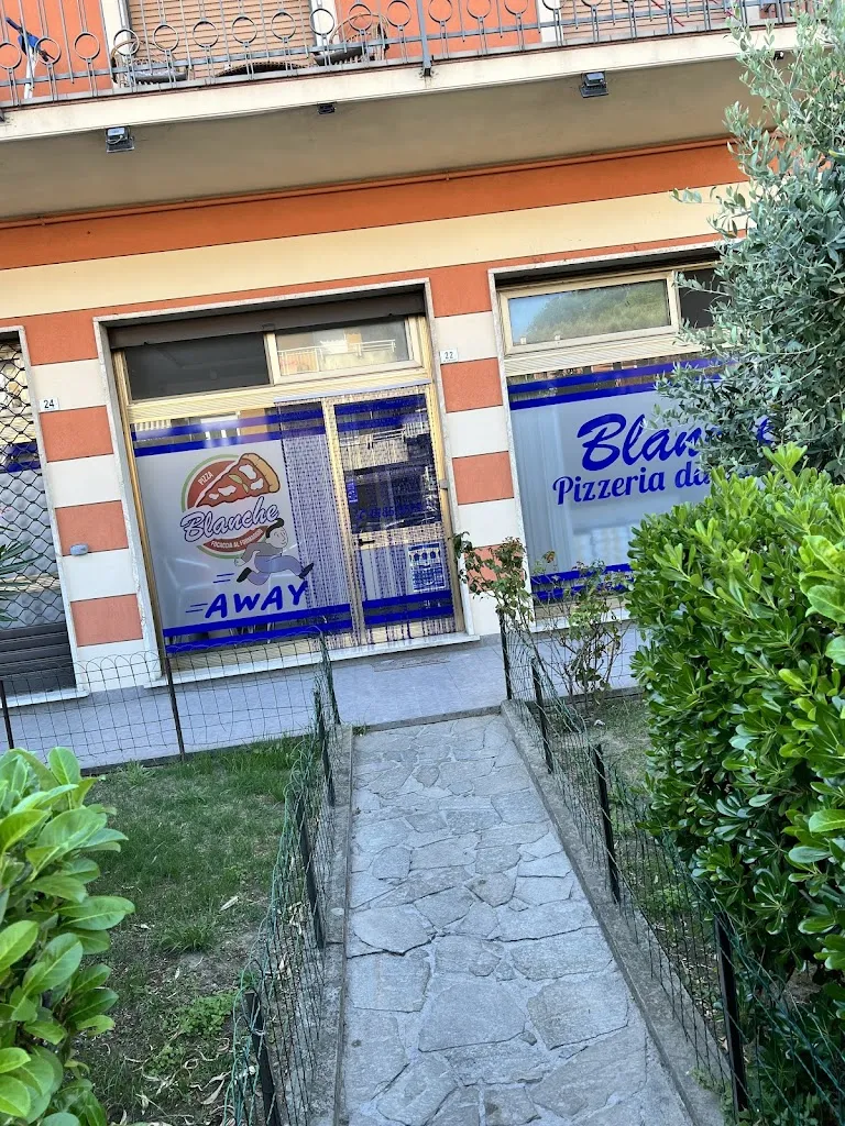 Blanche Pizzeria restaurant in Carasco