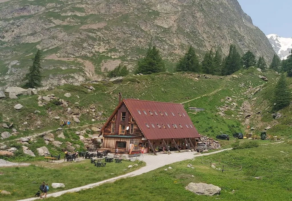Cabane du Combal_Courmayeur_slider_image_1
